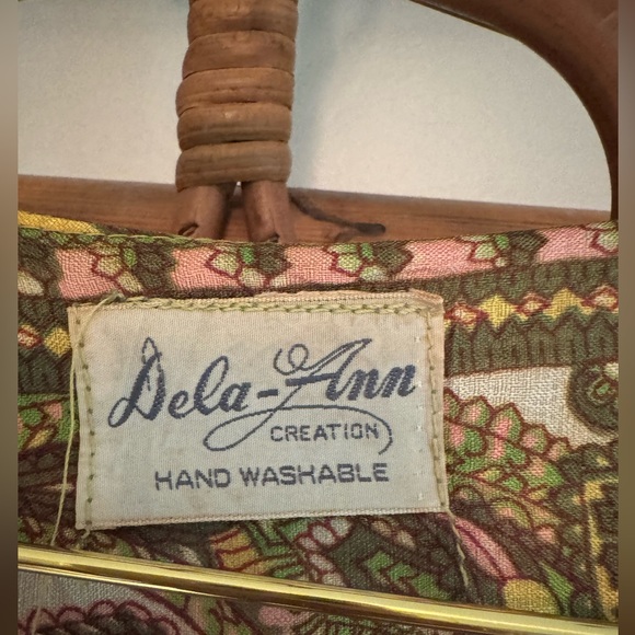 Vintage Dela-Ann 70’s Silk Paisley Jumpsuit - Picture 3 of 5